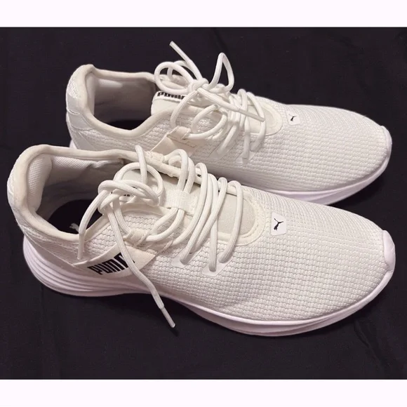 PUMA Radiate XT White Athletic Sneakers with Black Details Size 7.5 Women - Picture 2 of 11